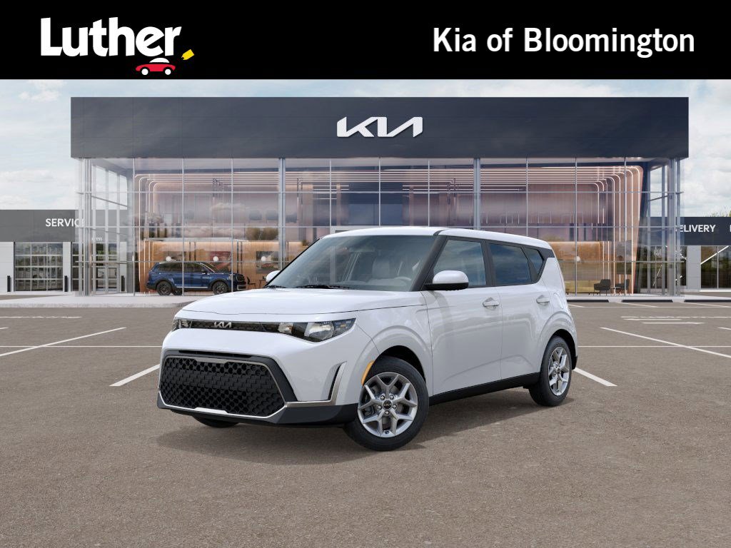 2025 Kia Soul LX's photo