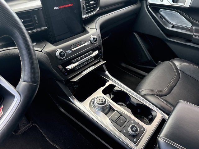 2020 Ford Explorer ST photo 11