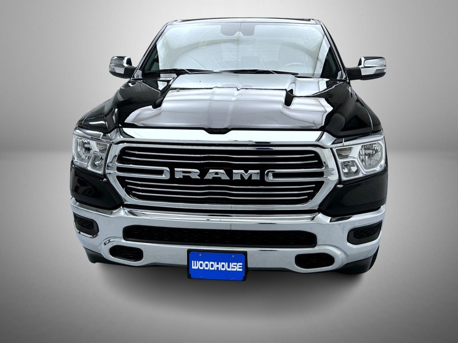 2023 Ram 1500 Laramie photo 2