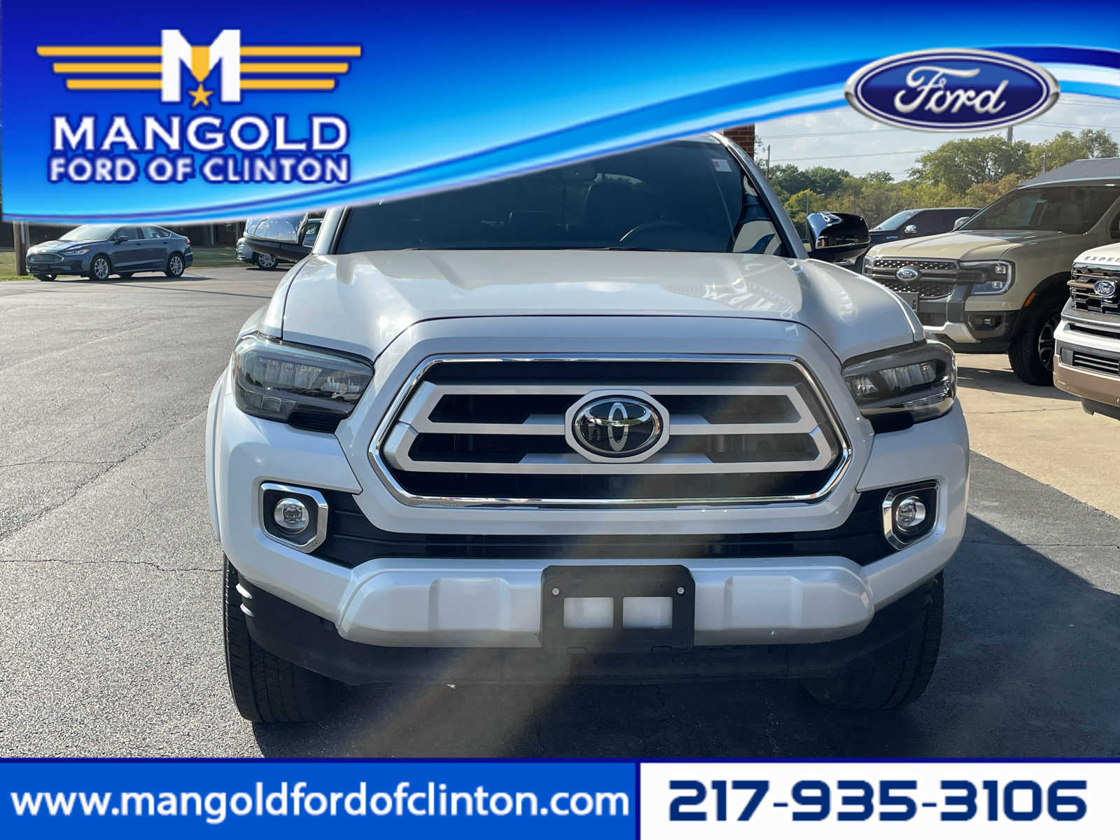 2023 Toyota Tacoma Limited's photo