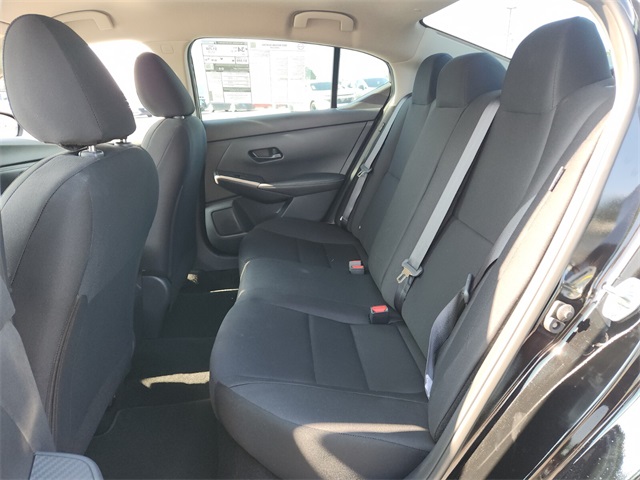 2025 Nissan Sentra S photo 6