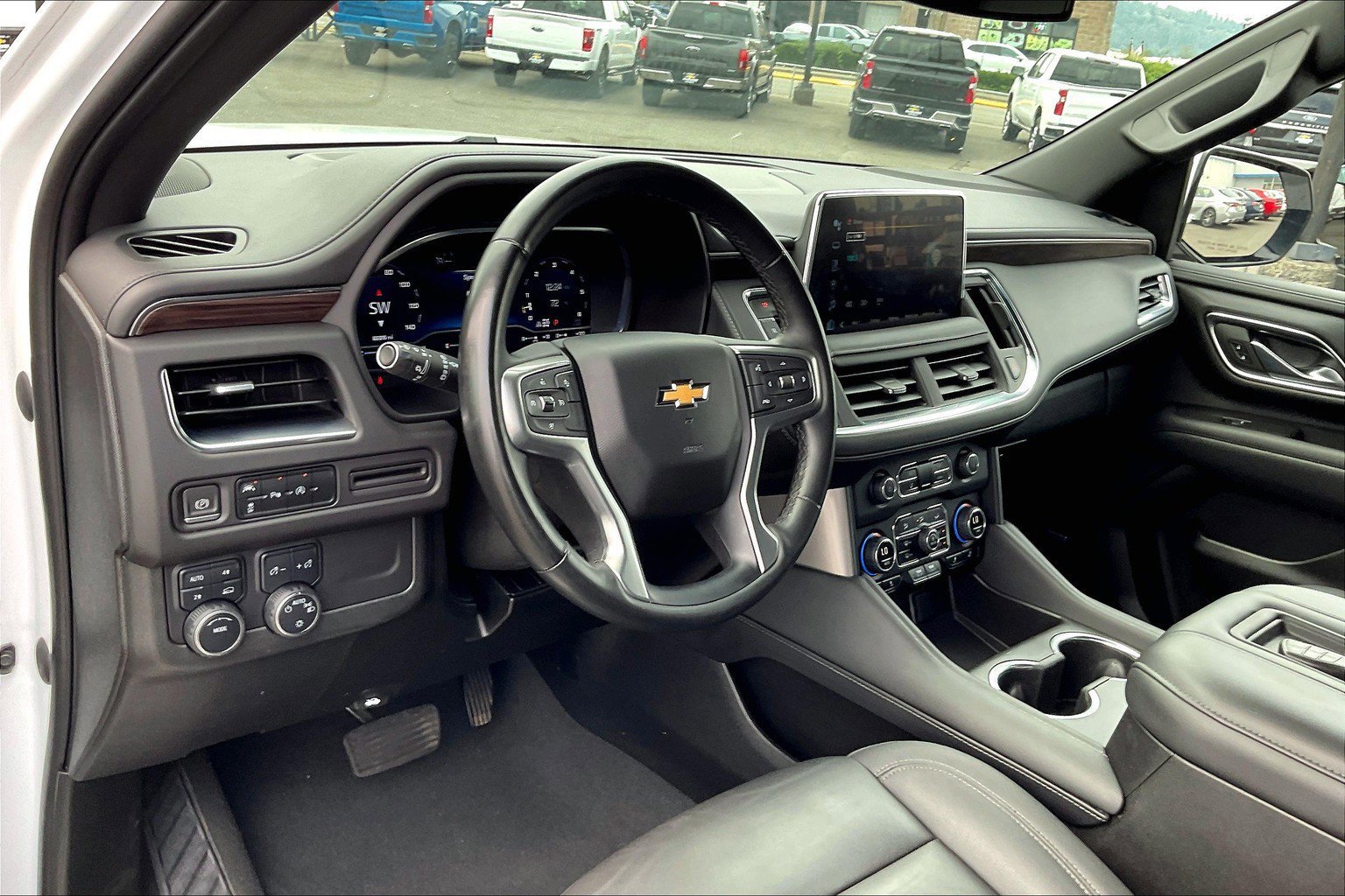 2023 Chevrolet Tahoe LT photo 12