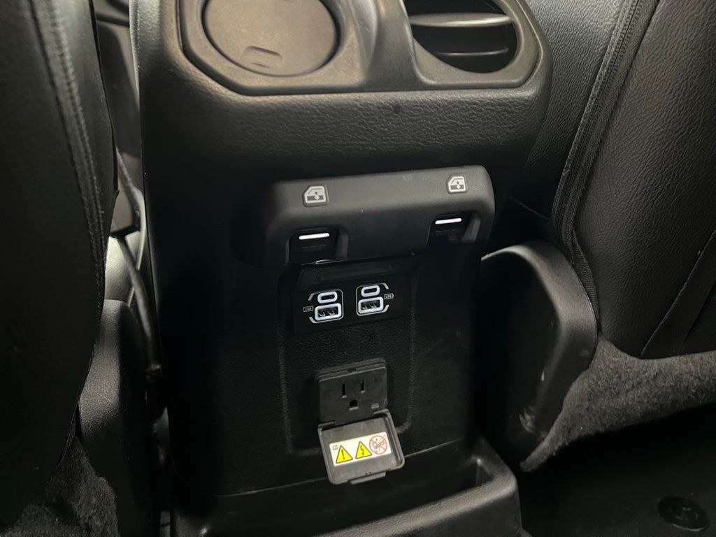 2023 Jeep Wrangler Sahara 4xe photo 23
