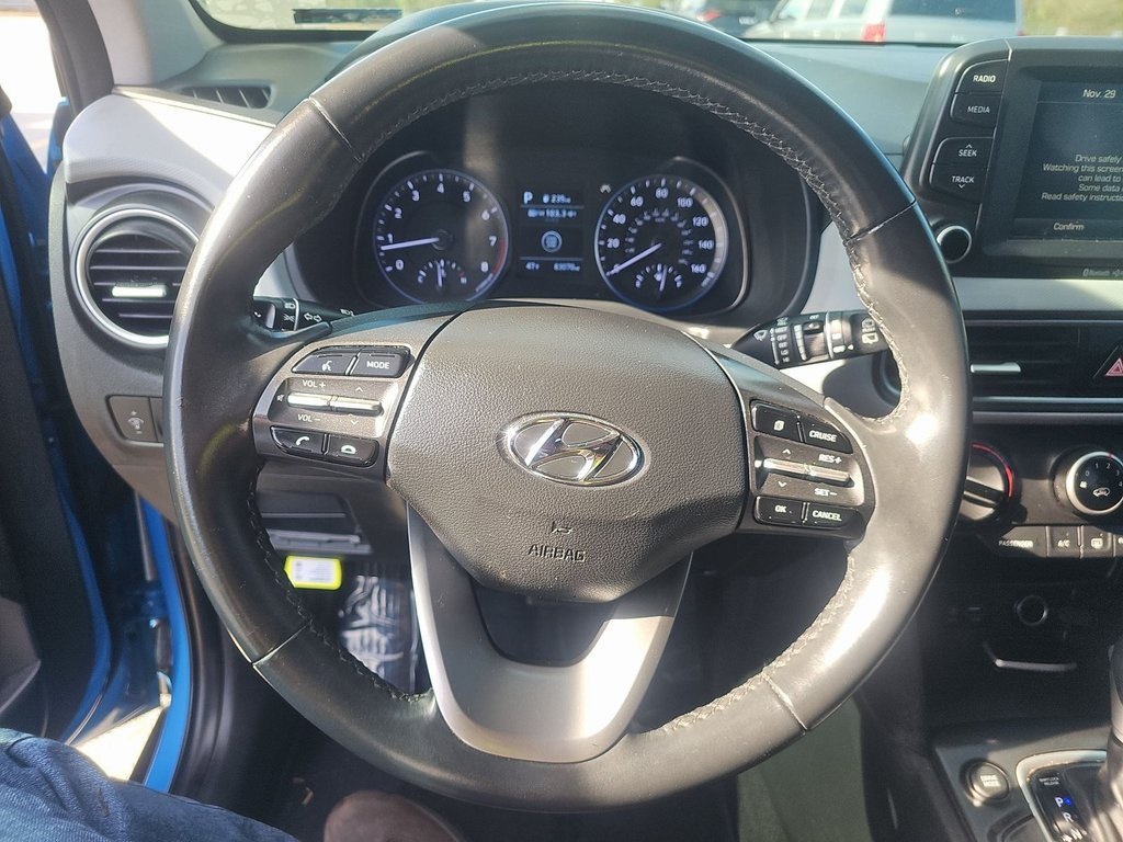 2020 Hyundai Kona SEL photo 3