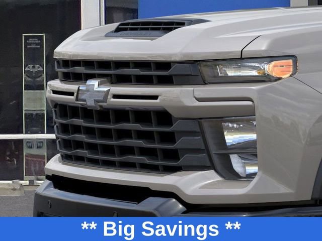 2026 Chevrolet Silverado 2500HD Custom photo 12