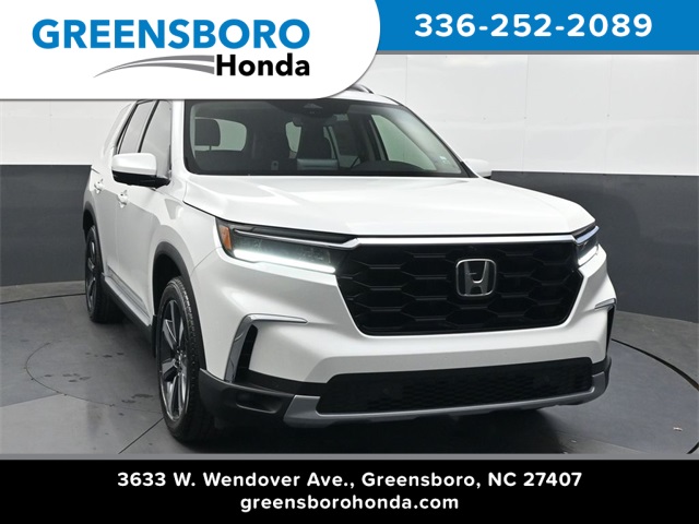 2025 Honda Pilot Elite's photo