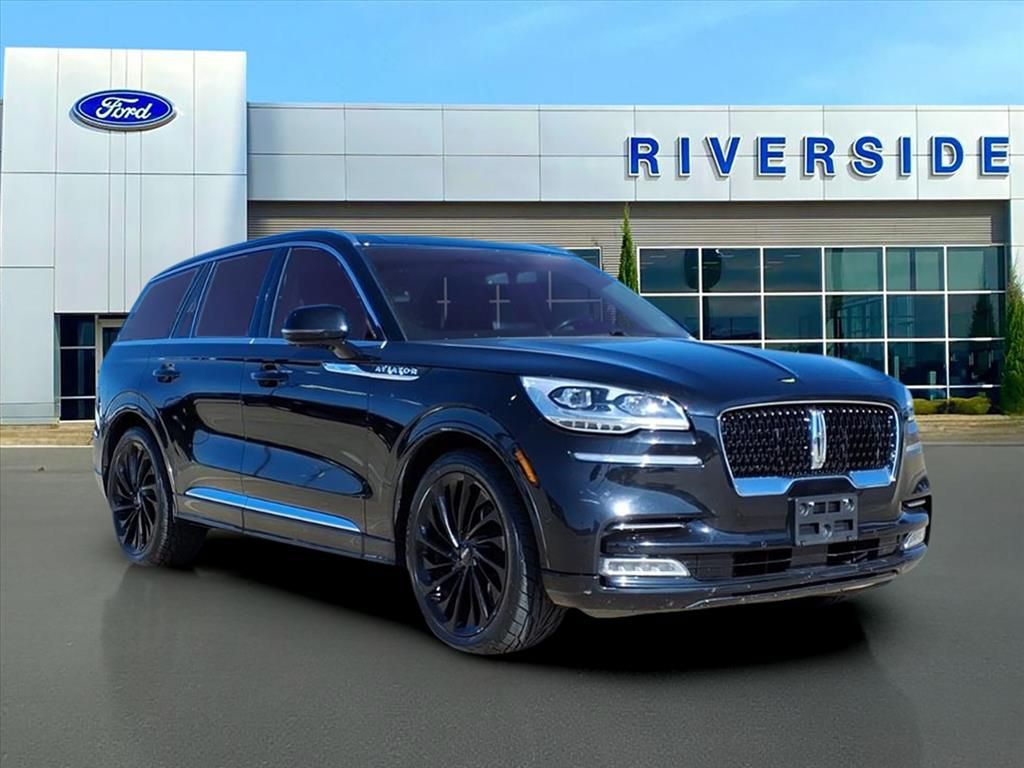 2021 Lincoln Aviator Reserve's photo