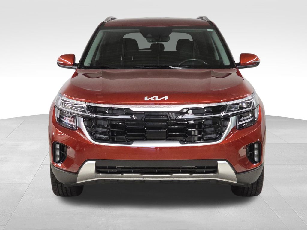 2024 Kia Seltos SX photo 2