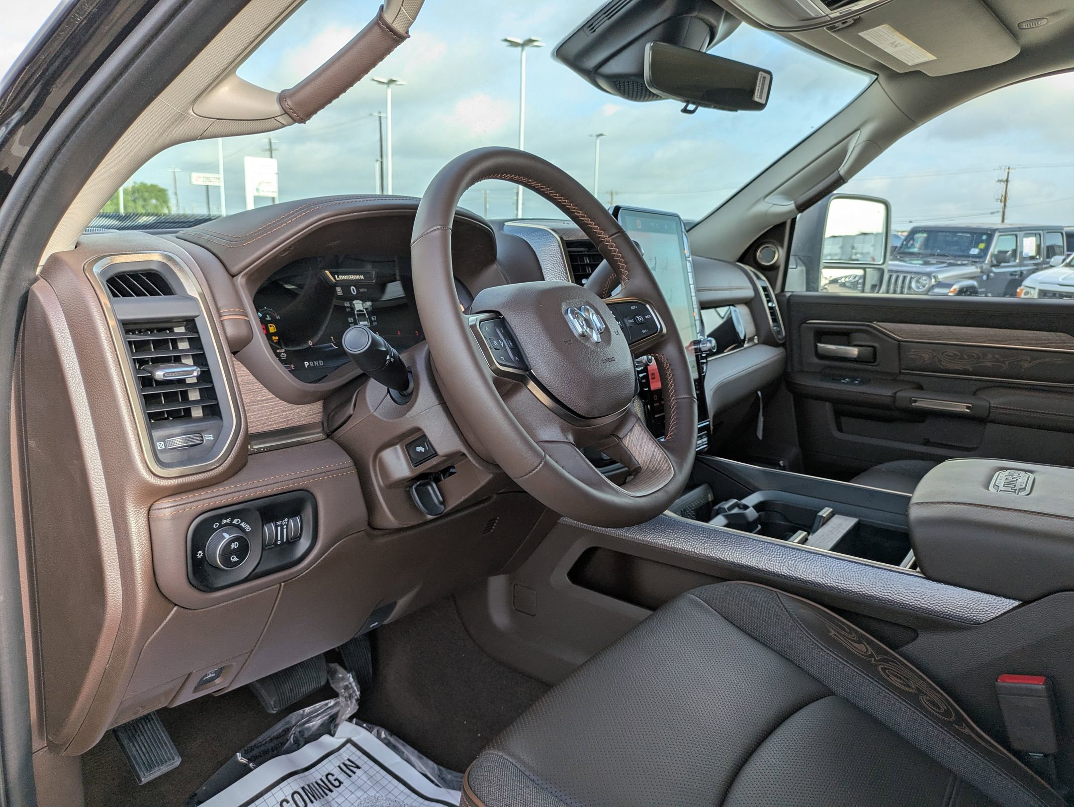 2025 Ram 2500 Longhorn photo 9