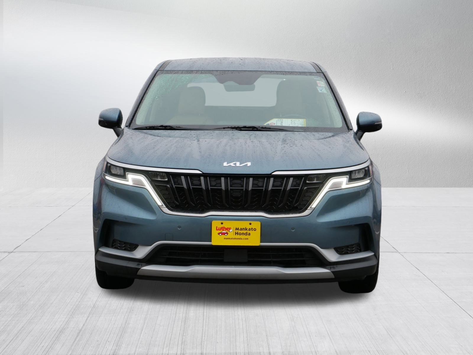 Used 2023 Kia Carnival EX with VIN KNDNC5H31P6203026 for sale in Mankato, Minnesota