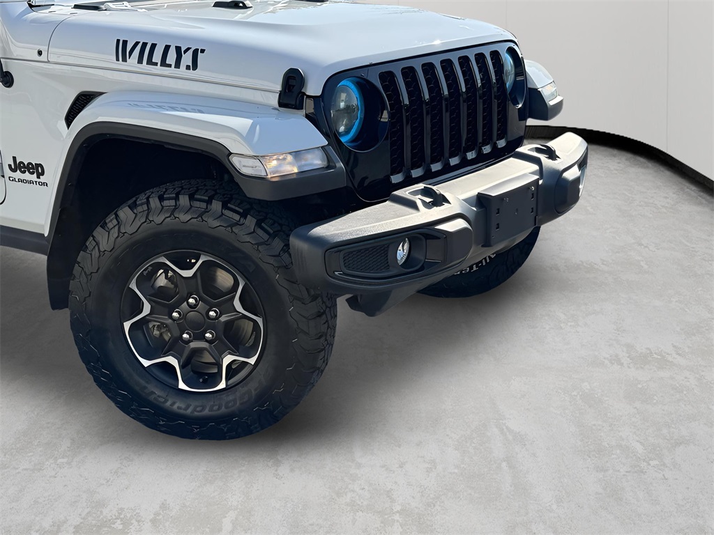 2021 Jeep Gladiator Willys photo 21