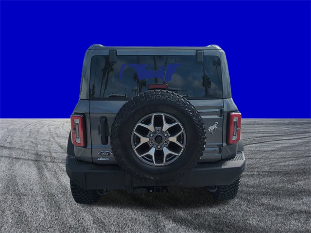 2025 Ford Bronco Badlands photo 2