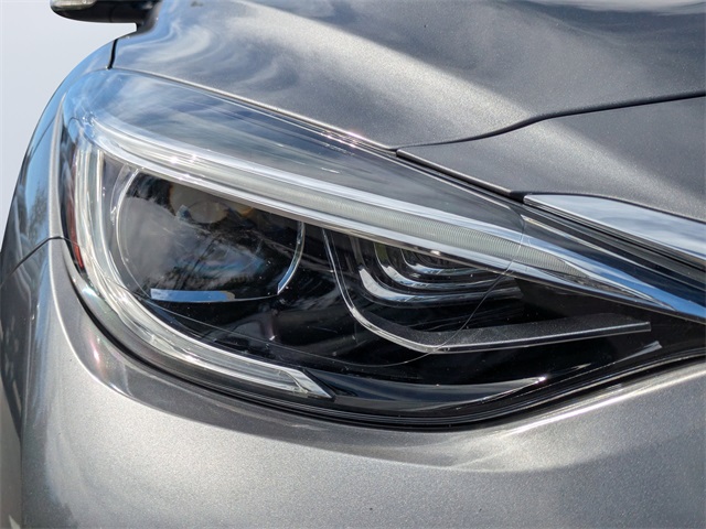 2019 Infiniti QX30 Sport photo 9
