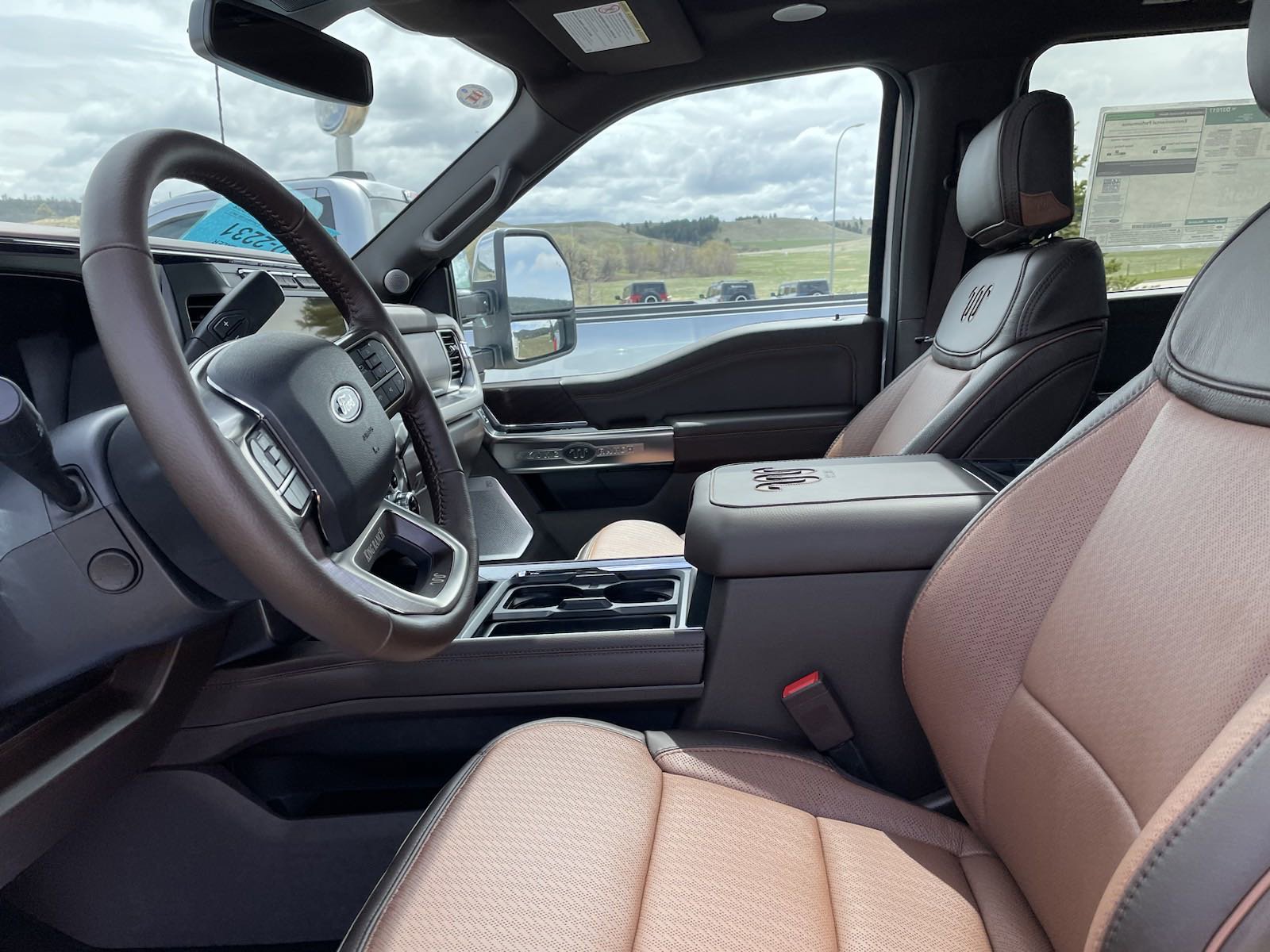 New 2024 Star White Metallic Tri-Coat Ford King Ranch image 16