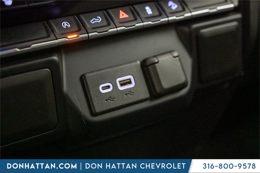 2020 Chevrolet Silverado 1500 RST photo 11