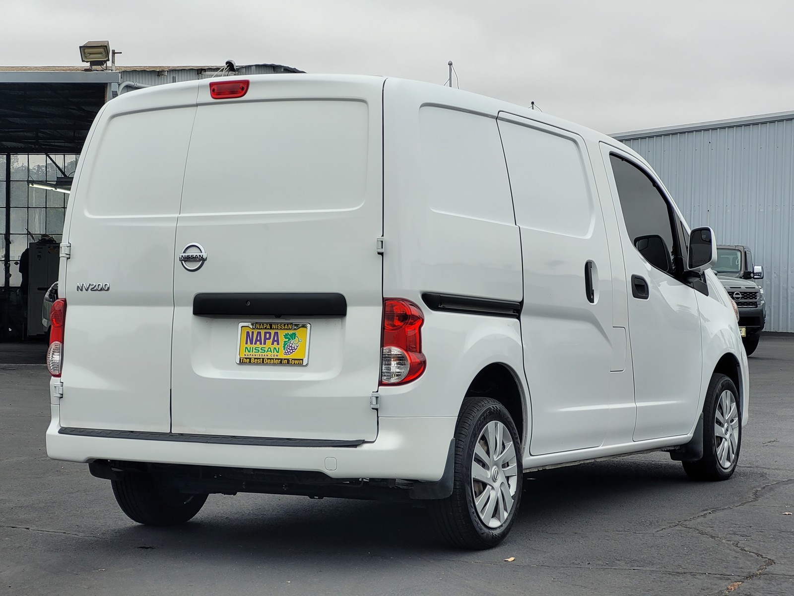 2020 Nissan NV200 SV photo 4