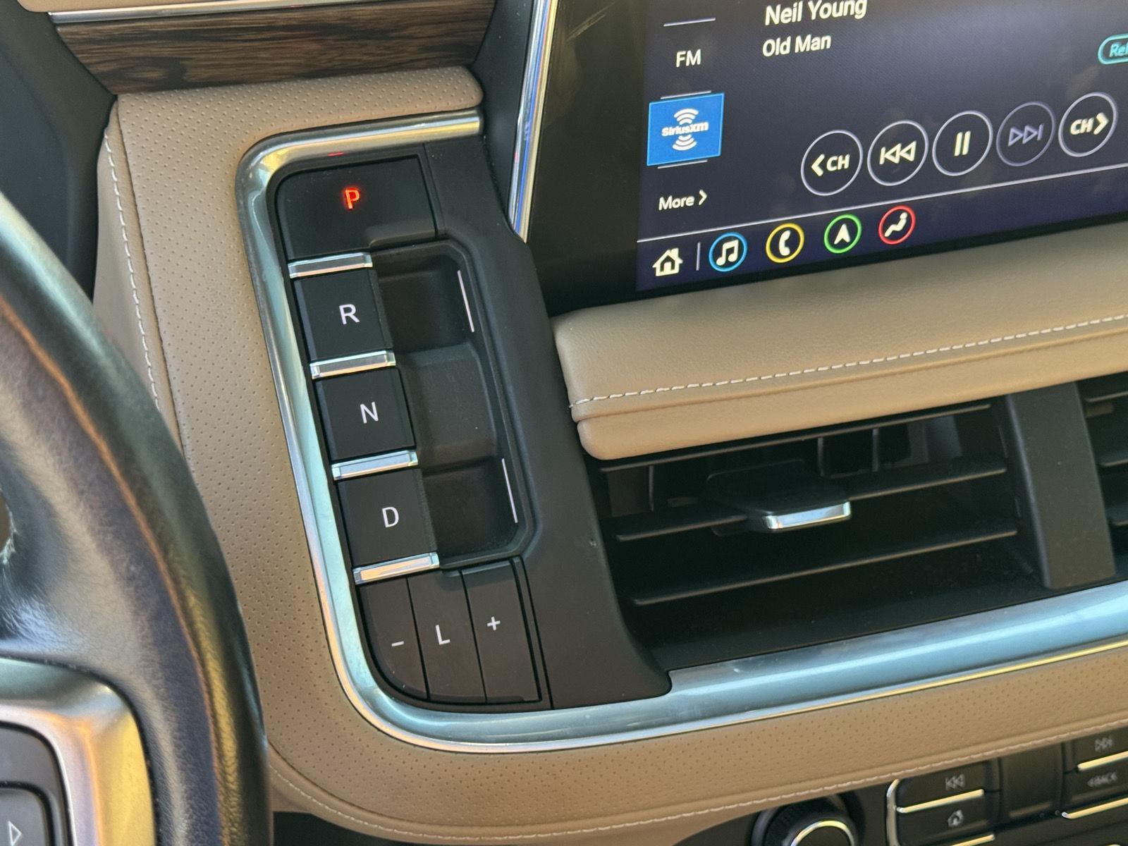 2021 Chevrolet Tahoe Premier photo 12