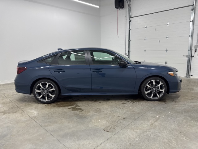 2026 Honda Civic Hybrid Sport Touring photo 3