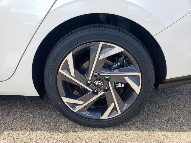 2025 Hyundai Elantra Hybrid Limited photo 19