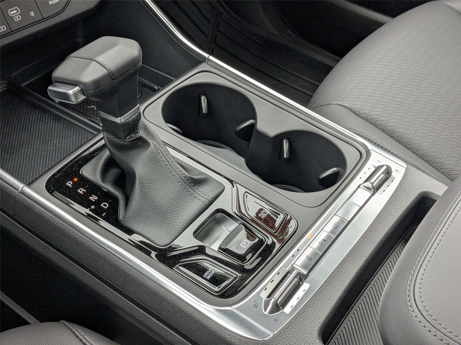 2025 Kia Carnival SX Prestige photo 24