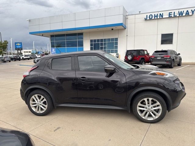 2015 Nissan Juke SV photo 4