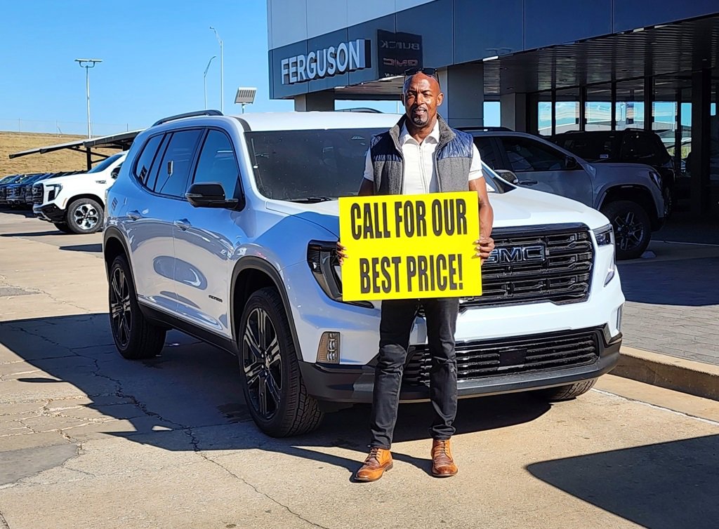 2026 GMC Acadia Elevation's photo