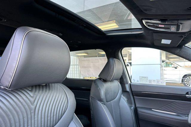 New 2025 Typhoon Silver Hyundai Calligraphy FWD image 15