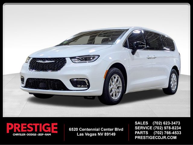 2026 Chrysler Pacifica Select's photo