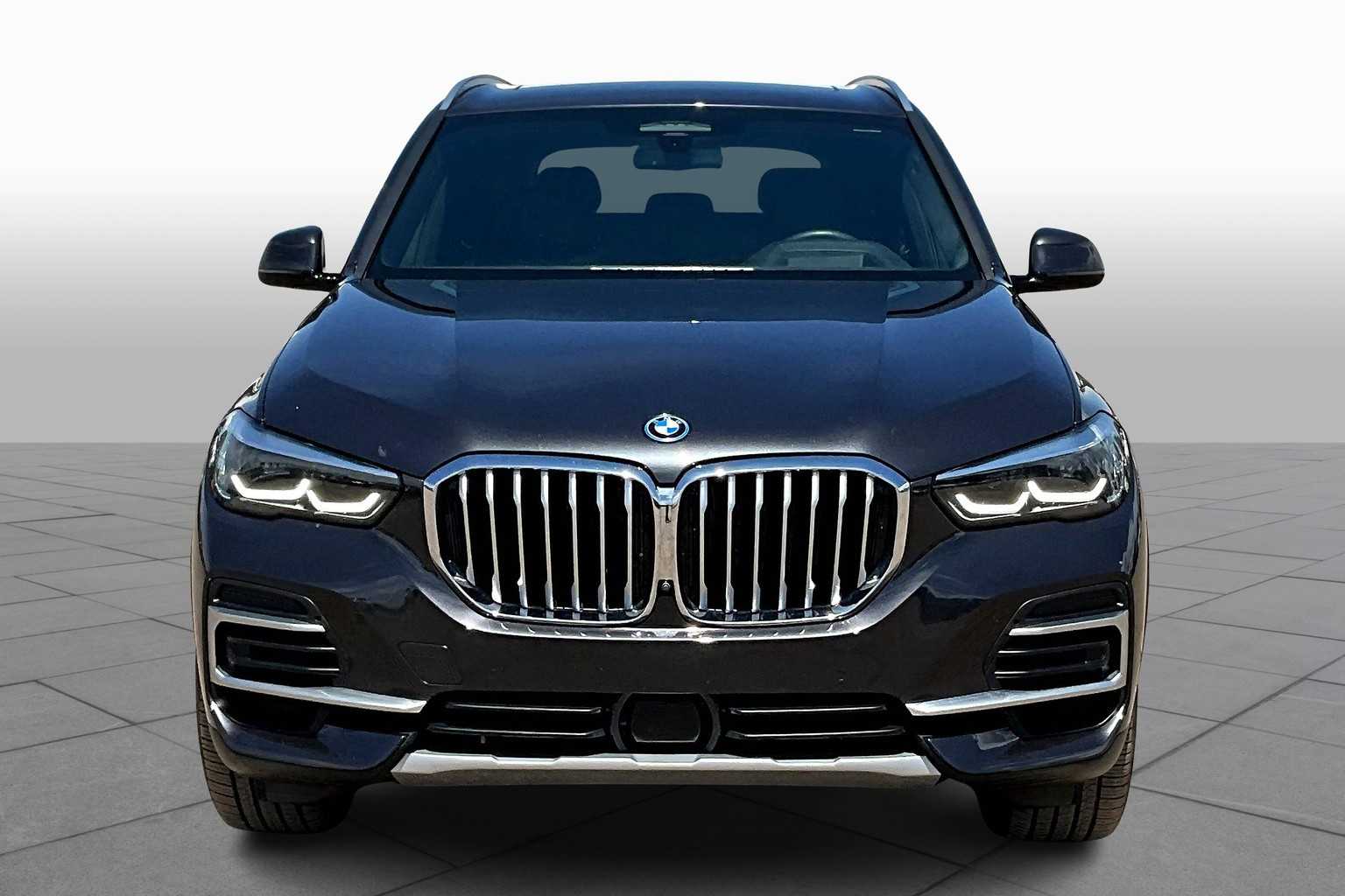 2022 Bmw X5 xDrive45e photo 3