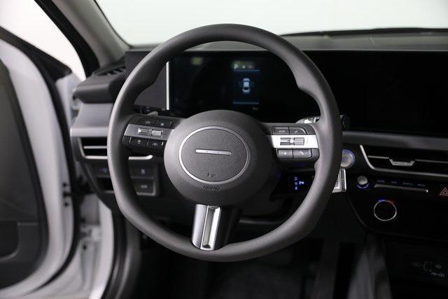 2025 Hyundai Sonata SEL photo 3