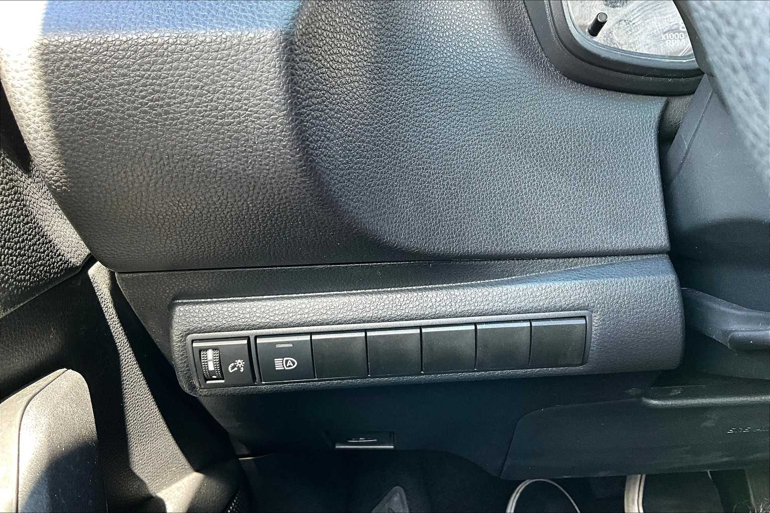 2024 Toyota Corolla LE photo 29
