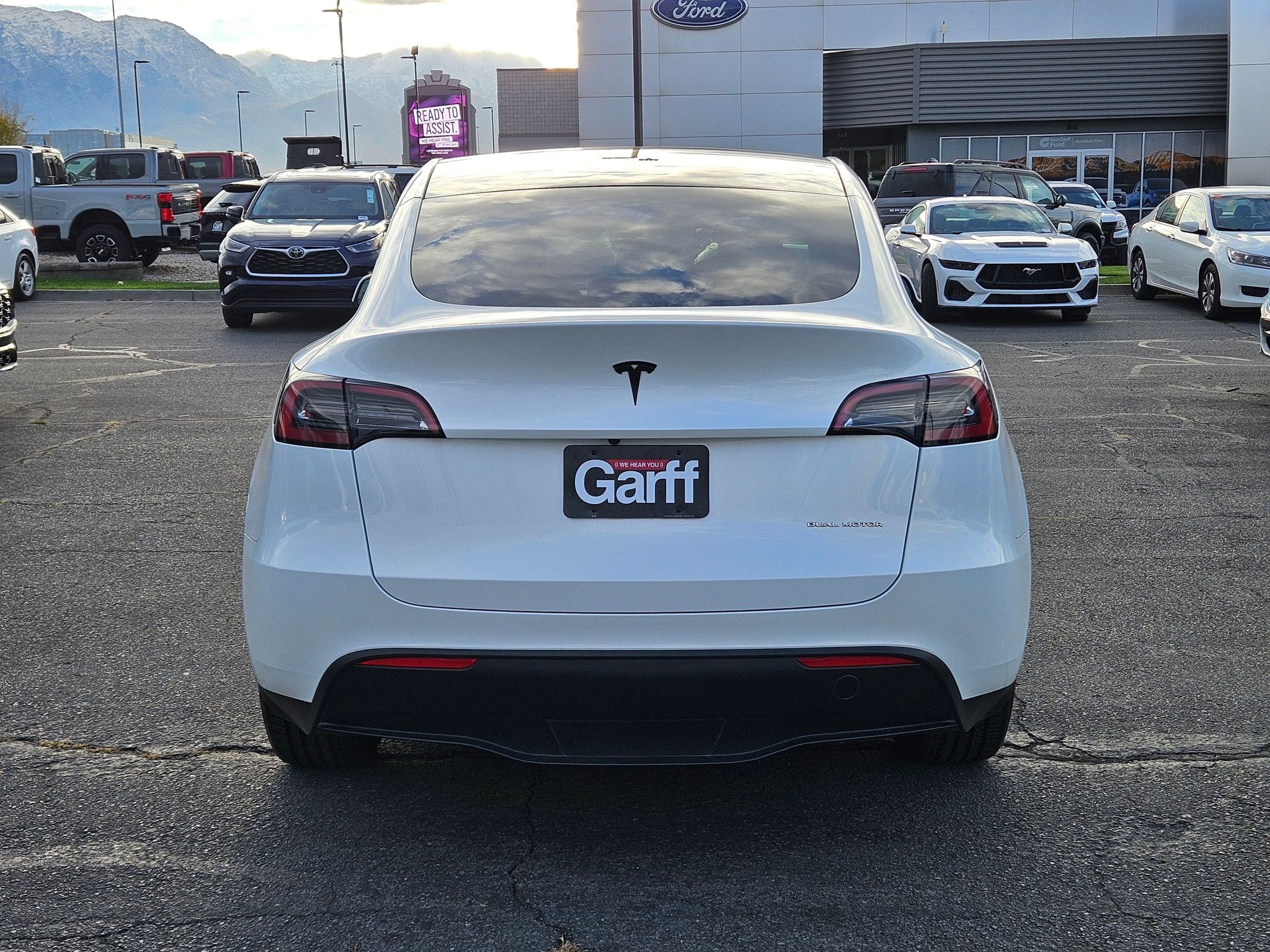 2023 Tesla Model Y Long Range photo 4