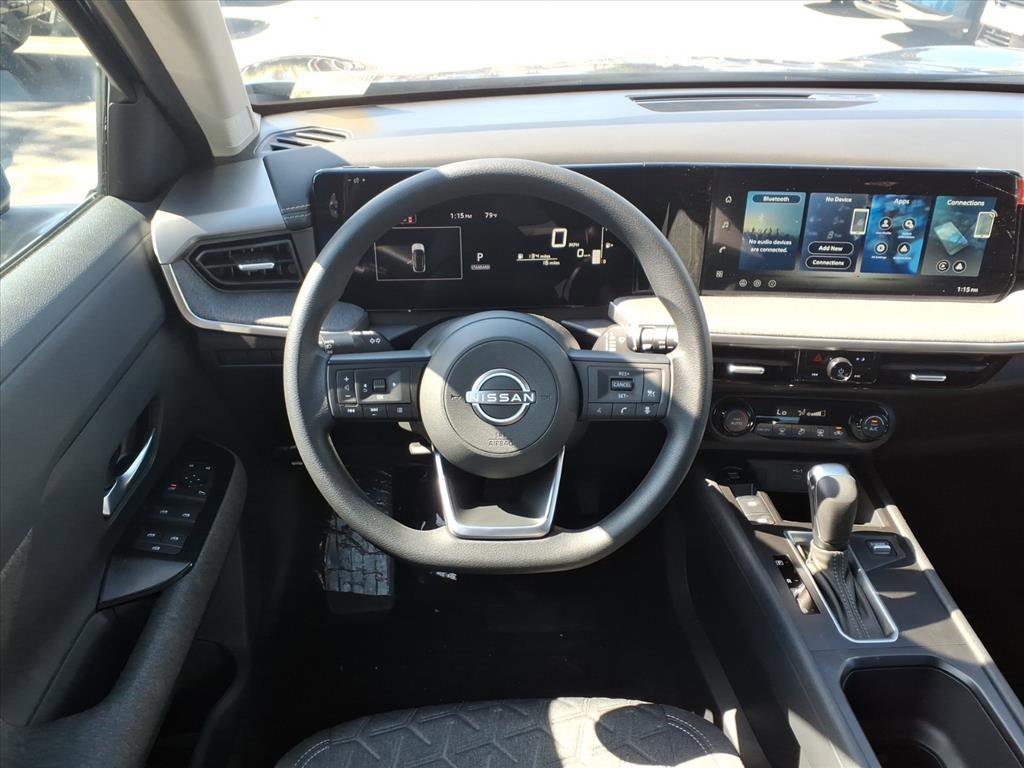 2026 Nissan Kicks SV photo 4