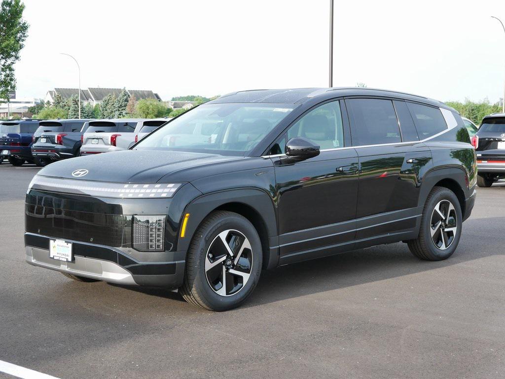 2026 Hyundai Ioniq SE photo 4