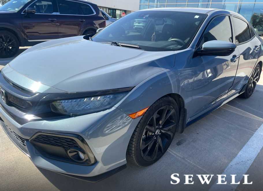 2019 Honda Civic Sport Touring's photo
