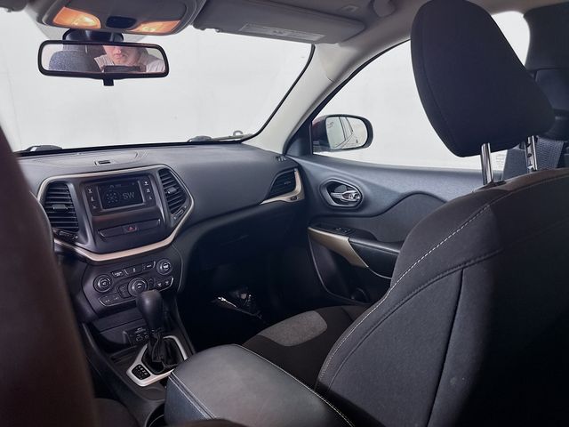 2018 Jeep Cherokee Latitude photo 17