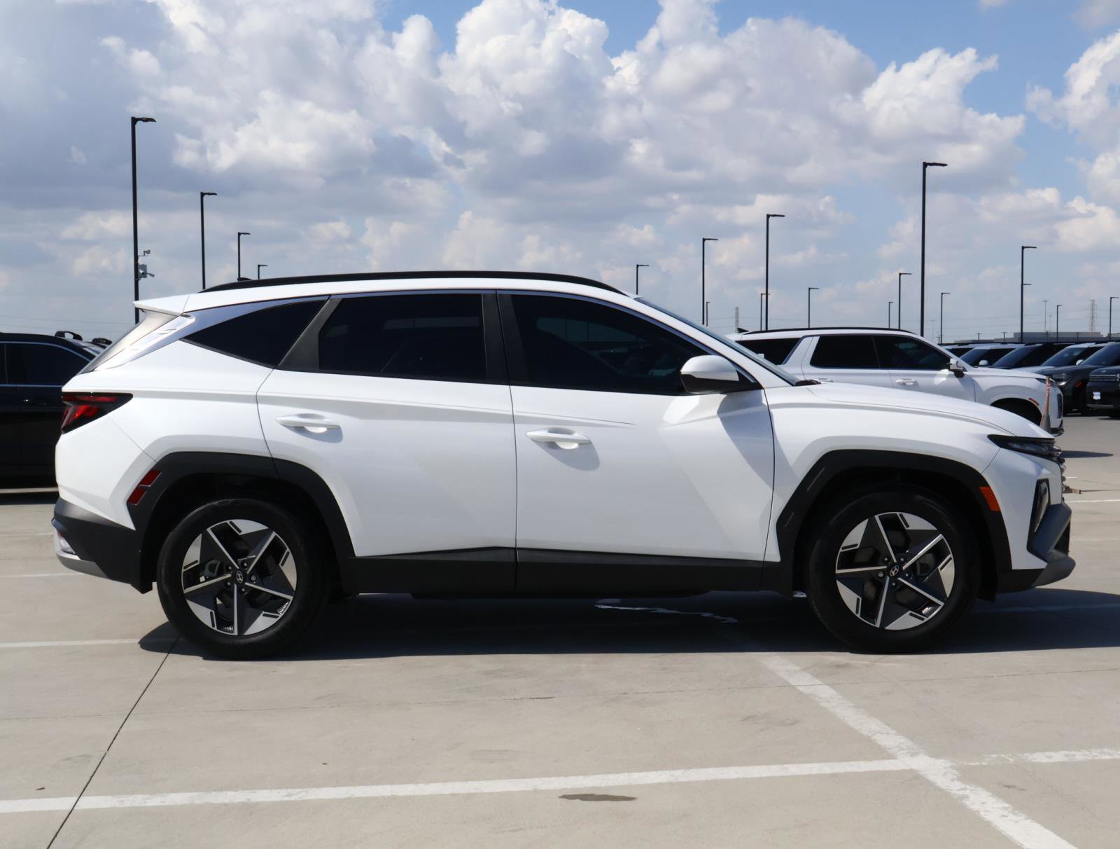 2025 Hyundai Tucson SEL photo 4