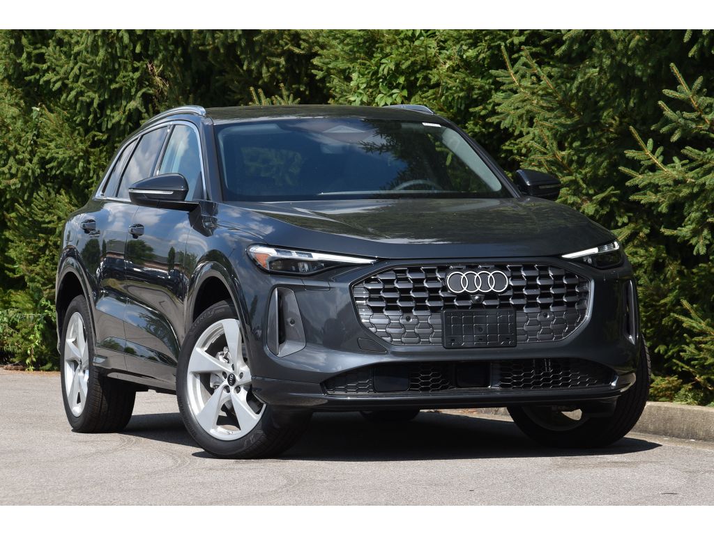 2025 Audi New Q5 Premium Plus's photo