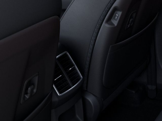 2026 Kia Sportage X-Line photo 25