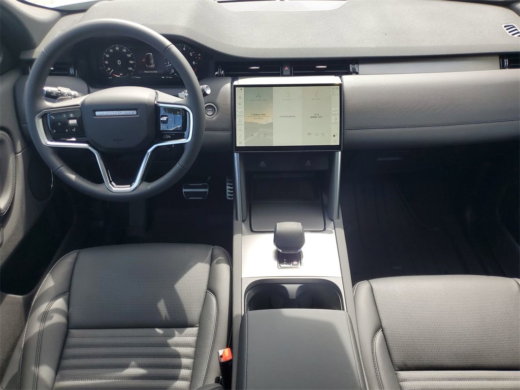 2025 Land Rover Discovery Sport SE photo 14