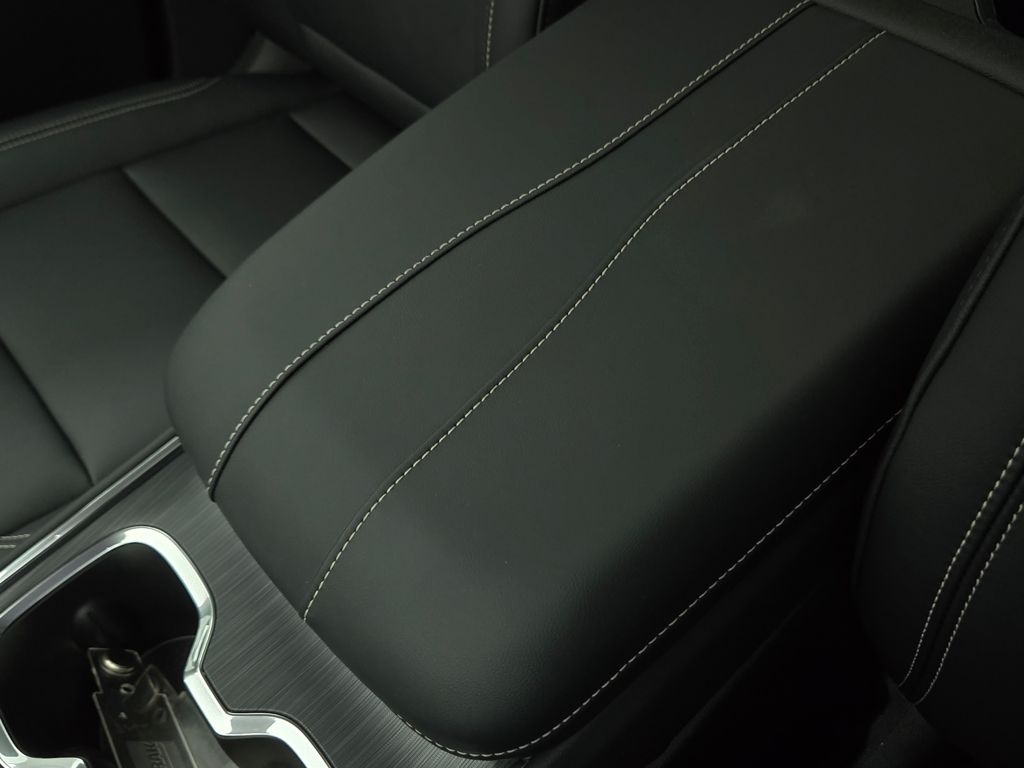 2026 Gmc Acadia Elevation photo 31