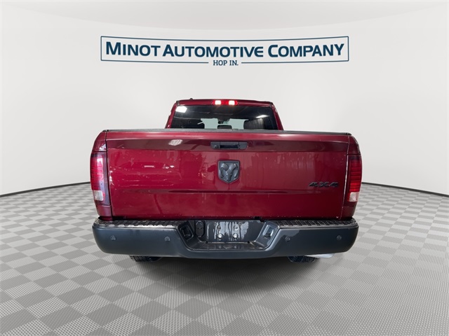 2022 Ram 1500 Classic Warlock photo 4