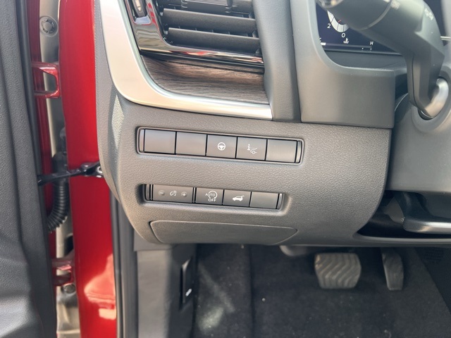 2025 Nissan Rogue Platinum photo 19
