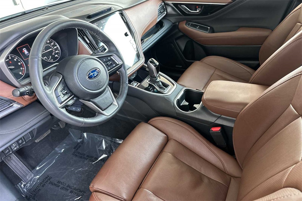 2022 Subaru Outback Touring XT photo 10
