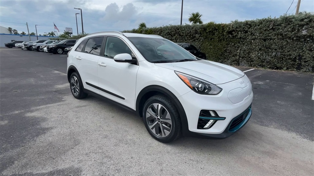 Used 2022 Kia Niro EX with VIN KNDCC3LG3N5149740 for sale in Key West, FL