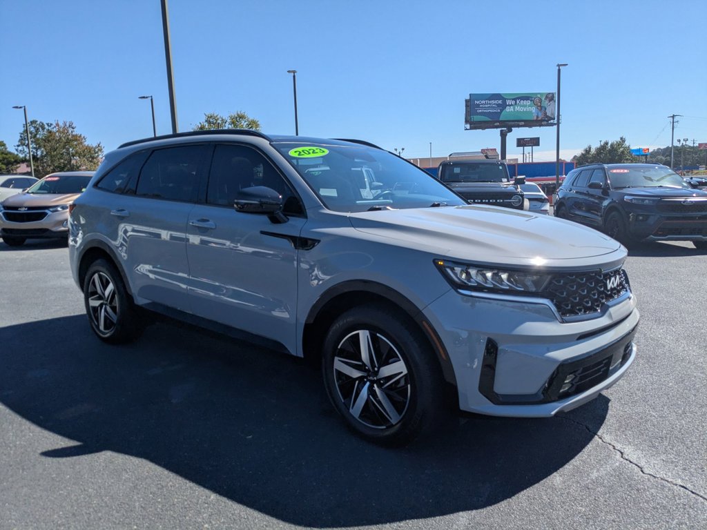 2023 Kia Sorento EX photo 3