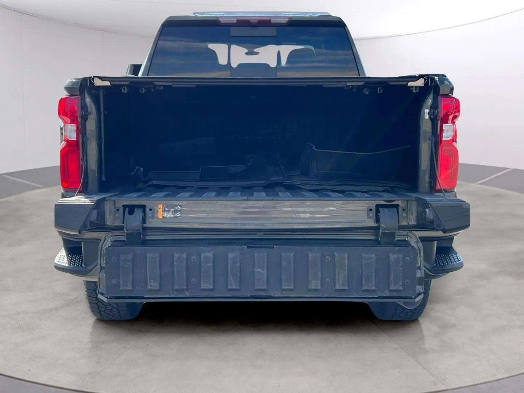 2023 Chevrolet Silverado 2500HD High Country photo 4