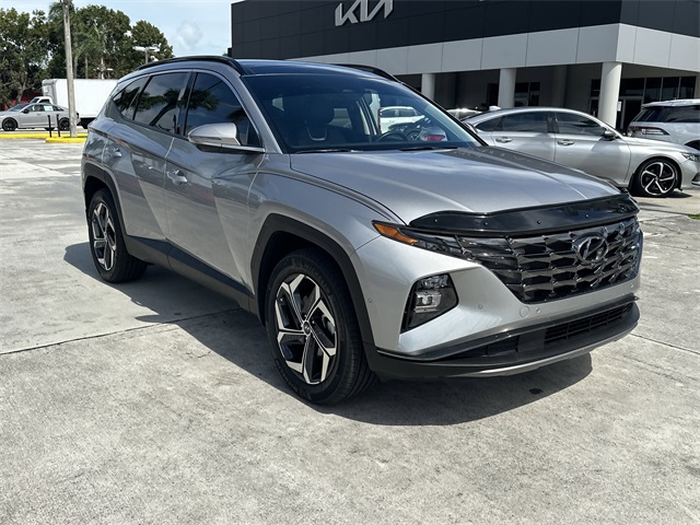 2024 Hyundai Tucson Hybrid Limited photo 3