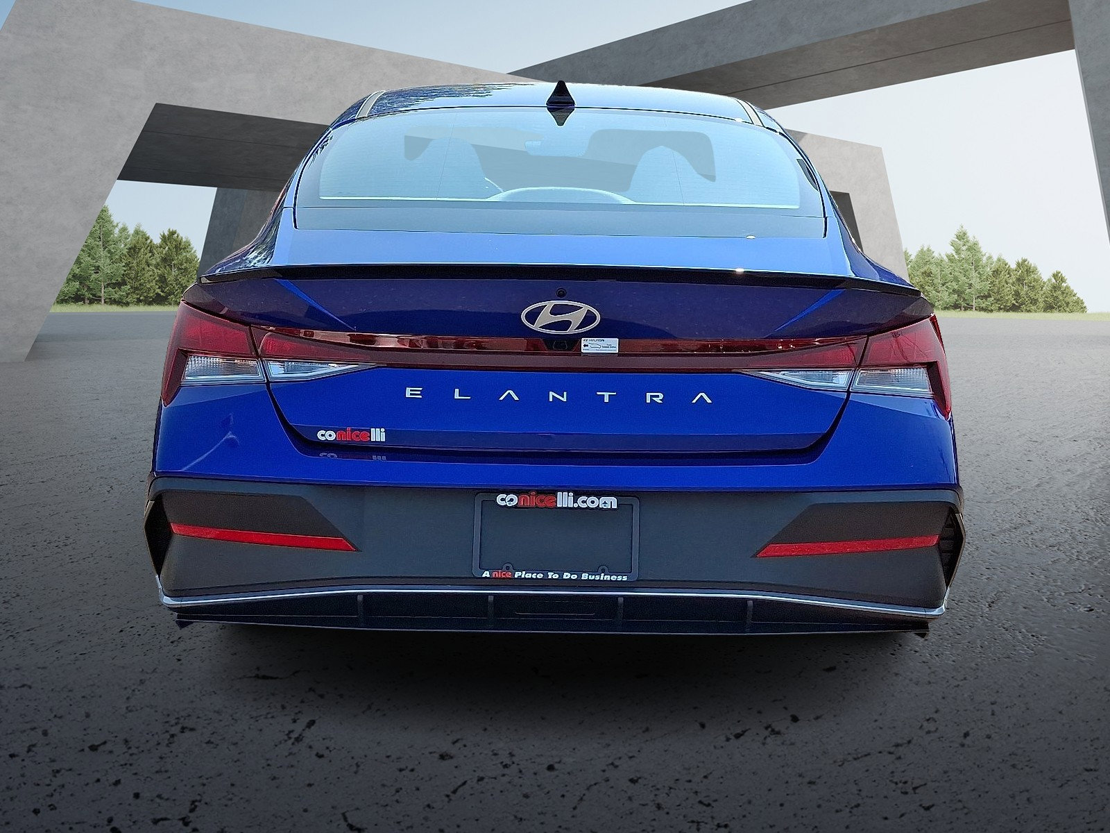 2025 Hyundai Elantra SEL Sport photo 3