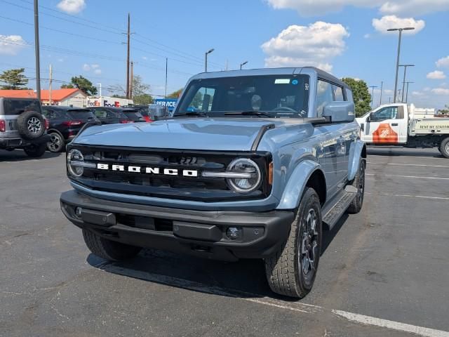 2025 Ford Bronco Outer Banks photo 47
